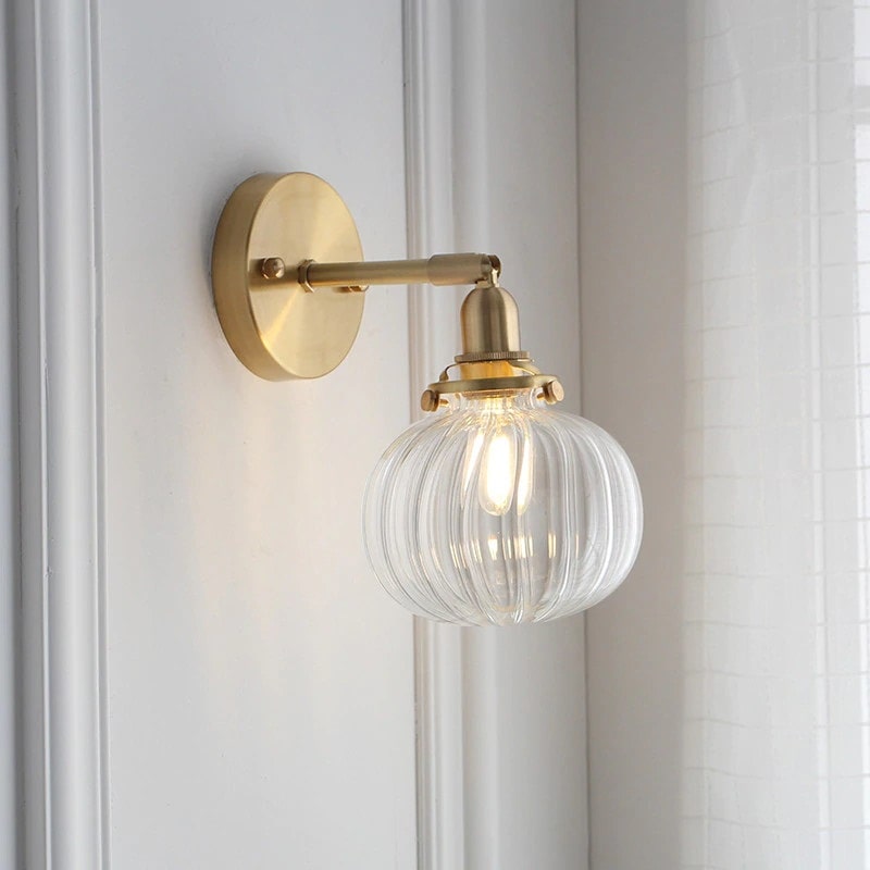 Geribbelde Globe Glas Messing Wandlamp - 220GBWL