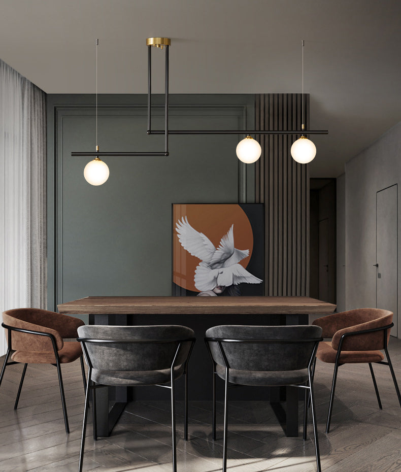 Messing Kroonluchter Met Wit Frosted Globes - 1CH1