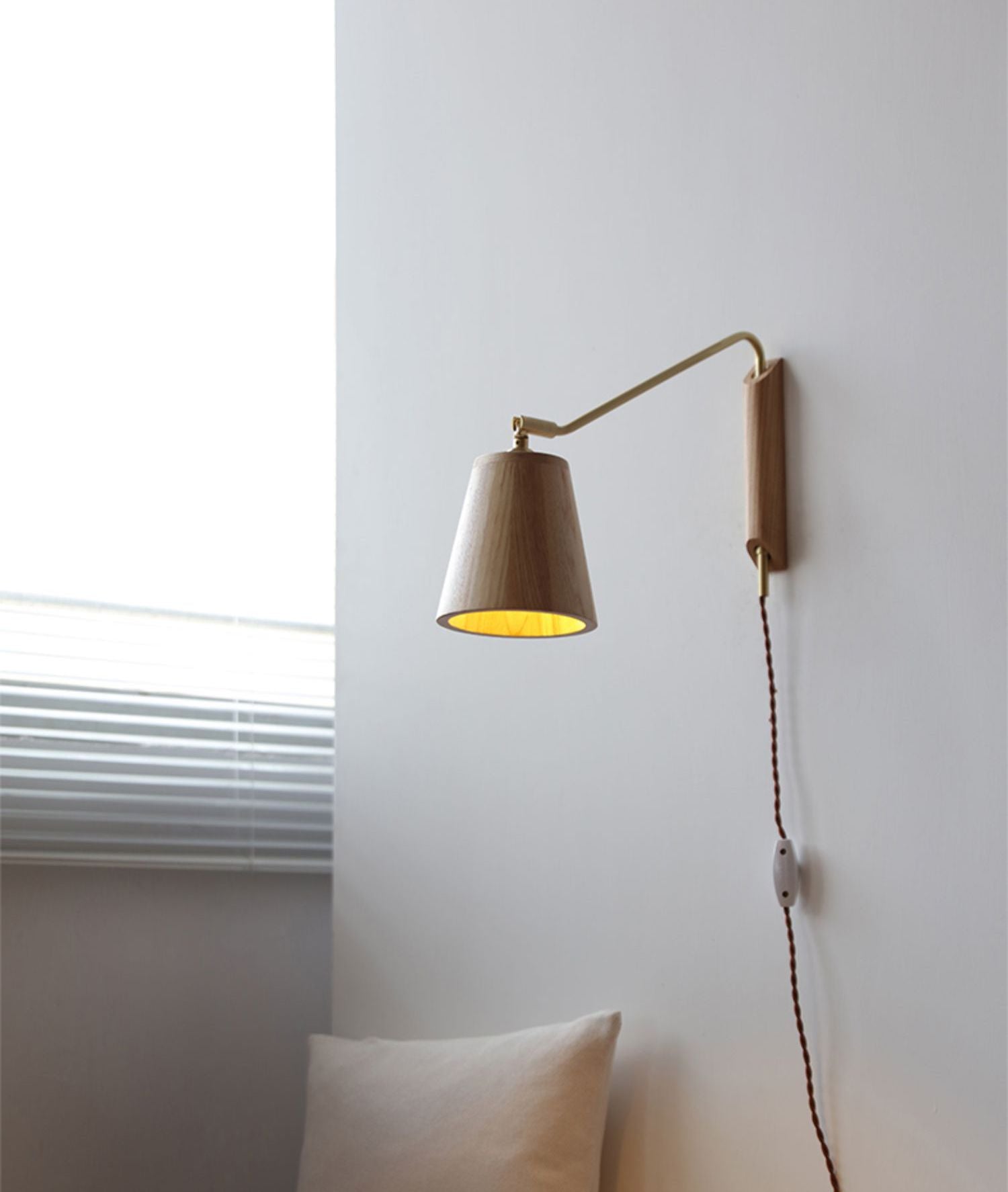 Hout Messing Zwenkarm Houten Wandlamp - 211SWL