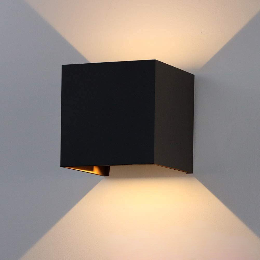 Moderne IP-gecertificeerde buitenwandlamp - 202OTL