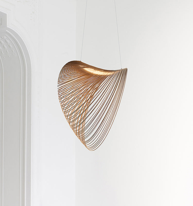 Hanglamp met houten ring in Japandi-stijl