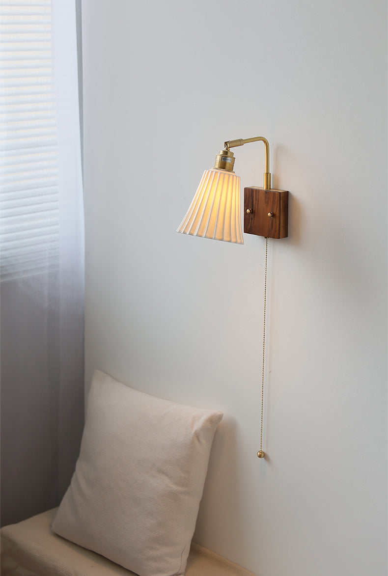 Keramische wandlamp met houten plaat - 117WL