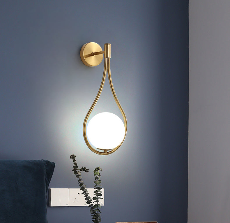 Wandlamp van goudkleurig matglas - 203GWL