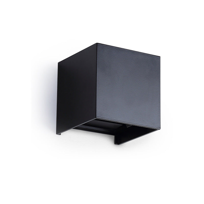 Moderne IP-gecertificeerde buitenwandlamp - 202OTL