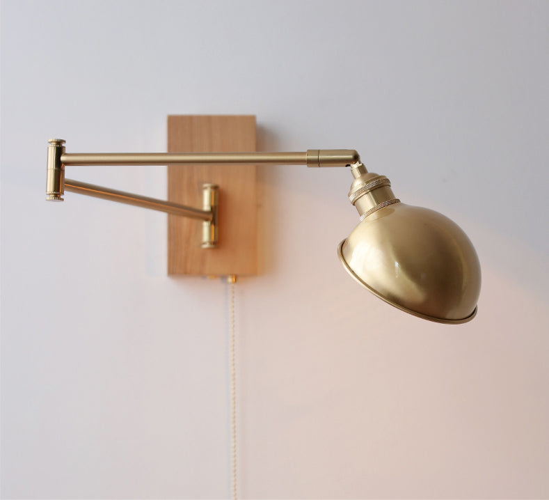 Messing Wandlamp Met Houten Plaat - 118WL
