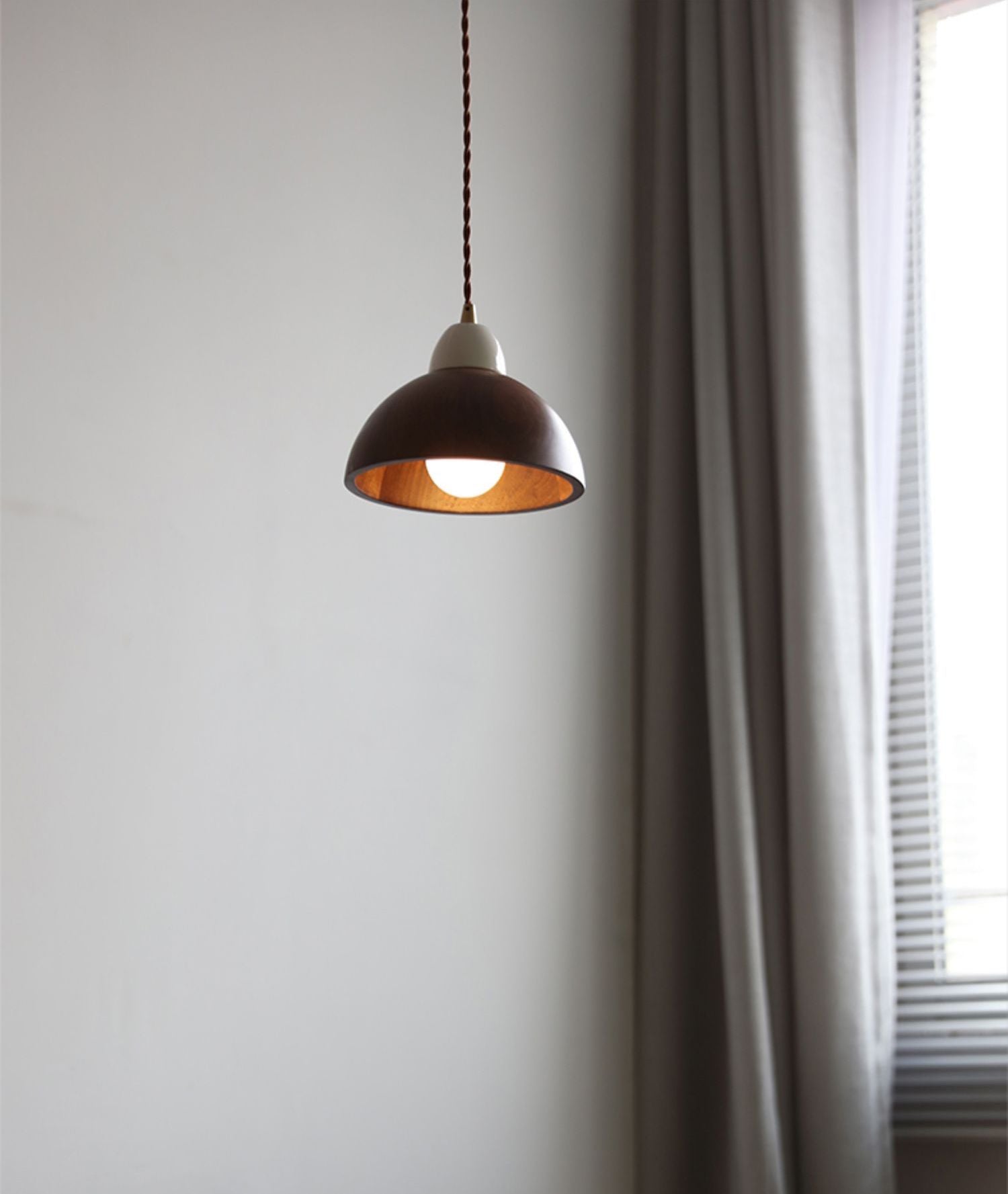 Walnoothouten hanglamp - 105WPL