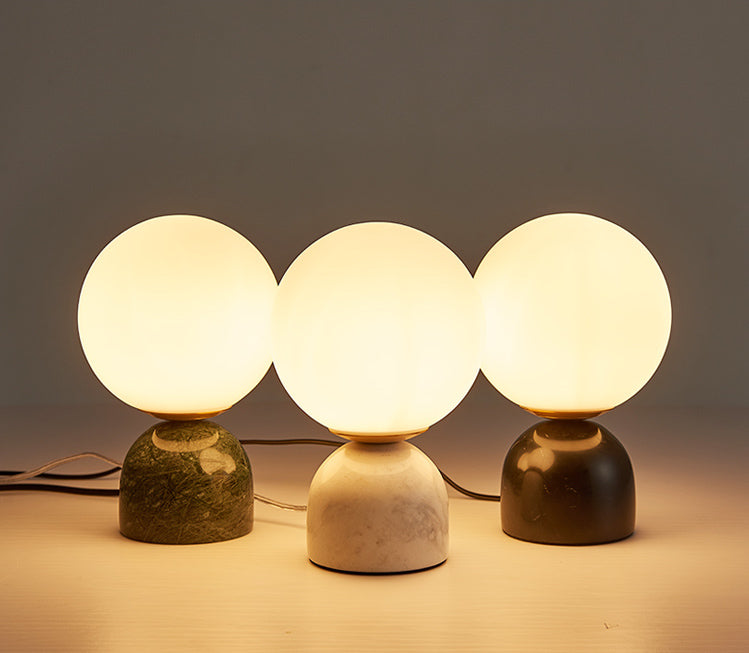 Marmeren tafelbollamp