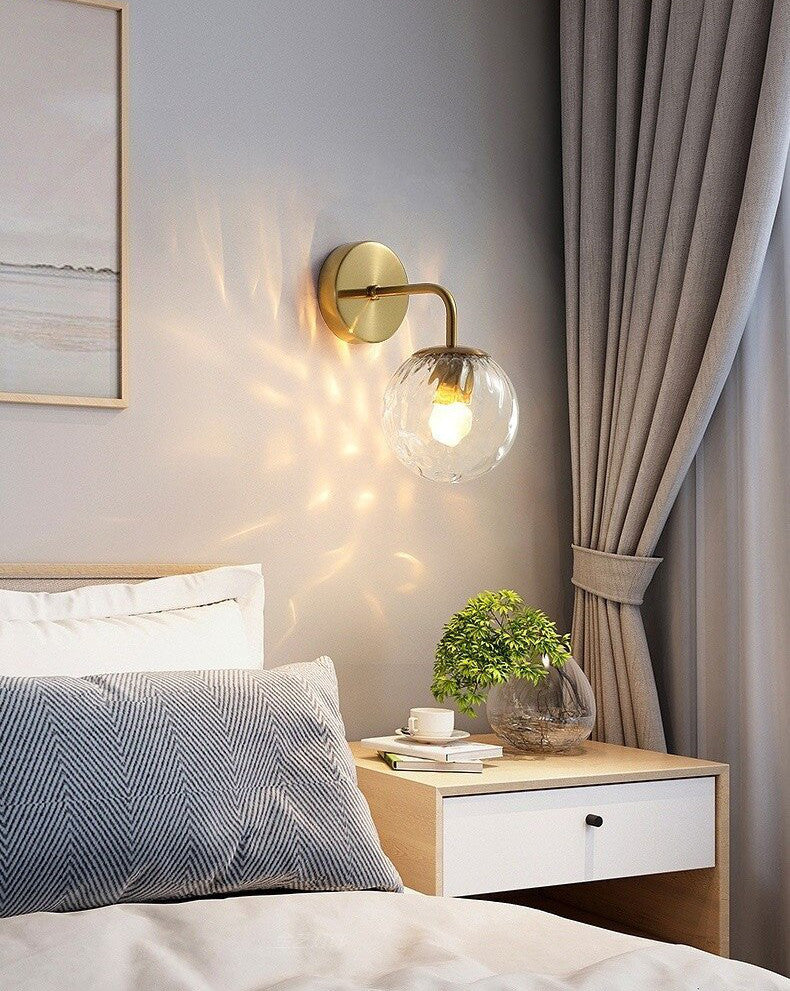 Glazen bol zwart messing wandlamp - 207GBWL