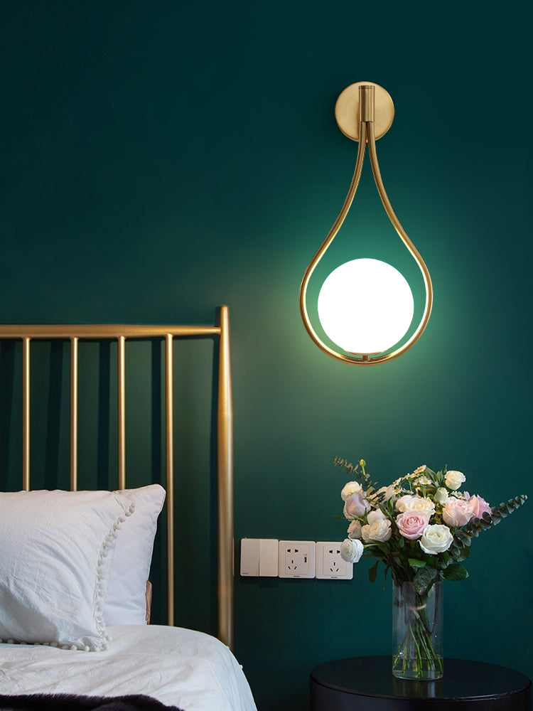 Wandlamp van goudkleurig matglas - 203GWL
