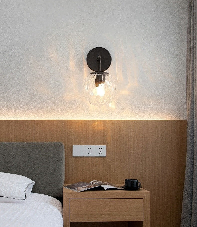 Glazen bol zwart messing wandlamp - 207GBWL