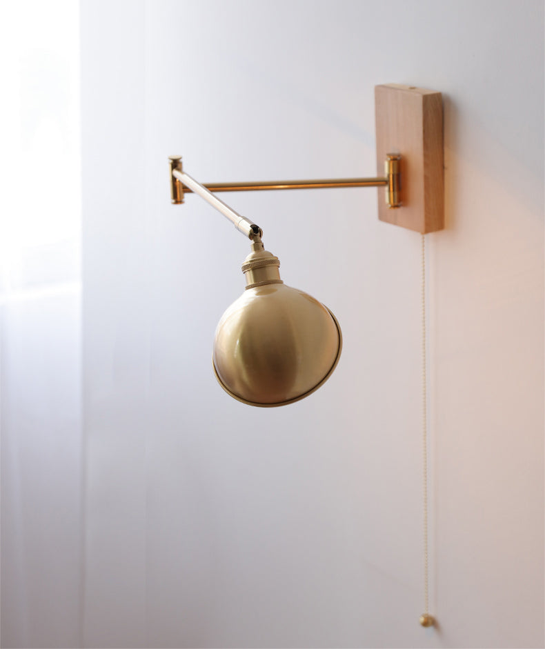 Messing Wandlamp Met Houten Plaat - 118WL
