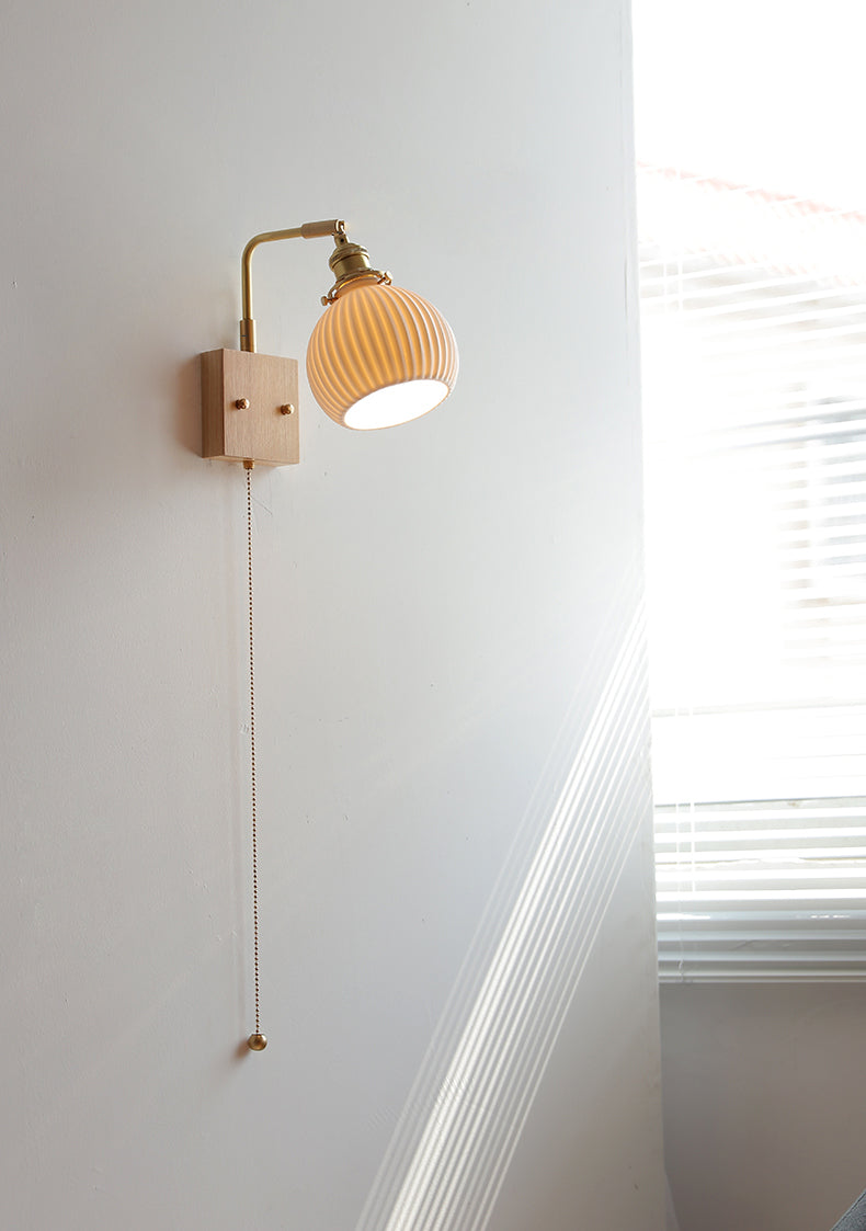 Keramische wandlamp met houten plaat - 113WL